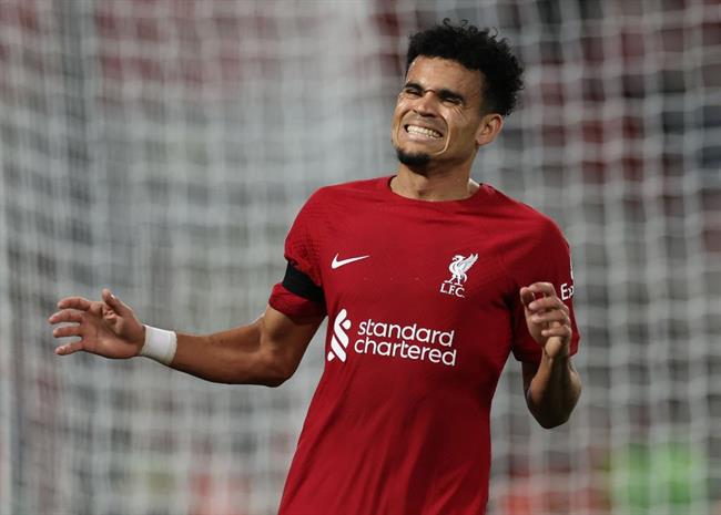 Chưa kịp trở lại, Luis Diaz nghỉ thêm 3 tháng